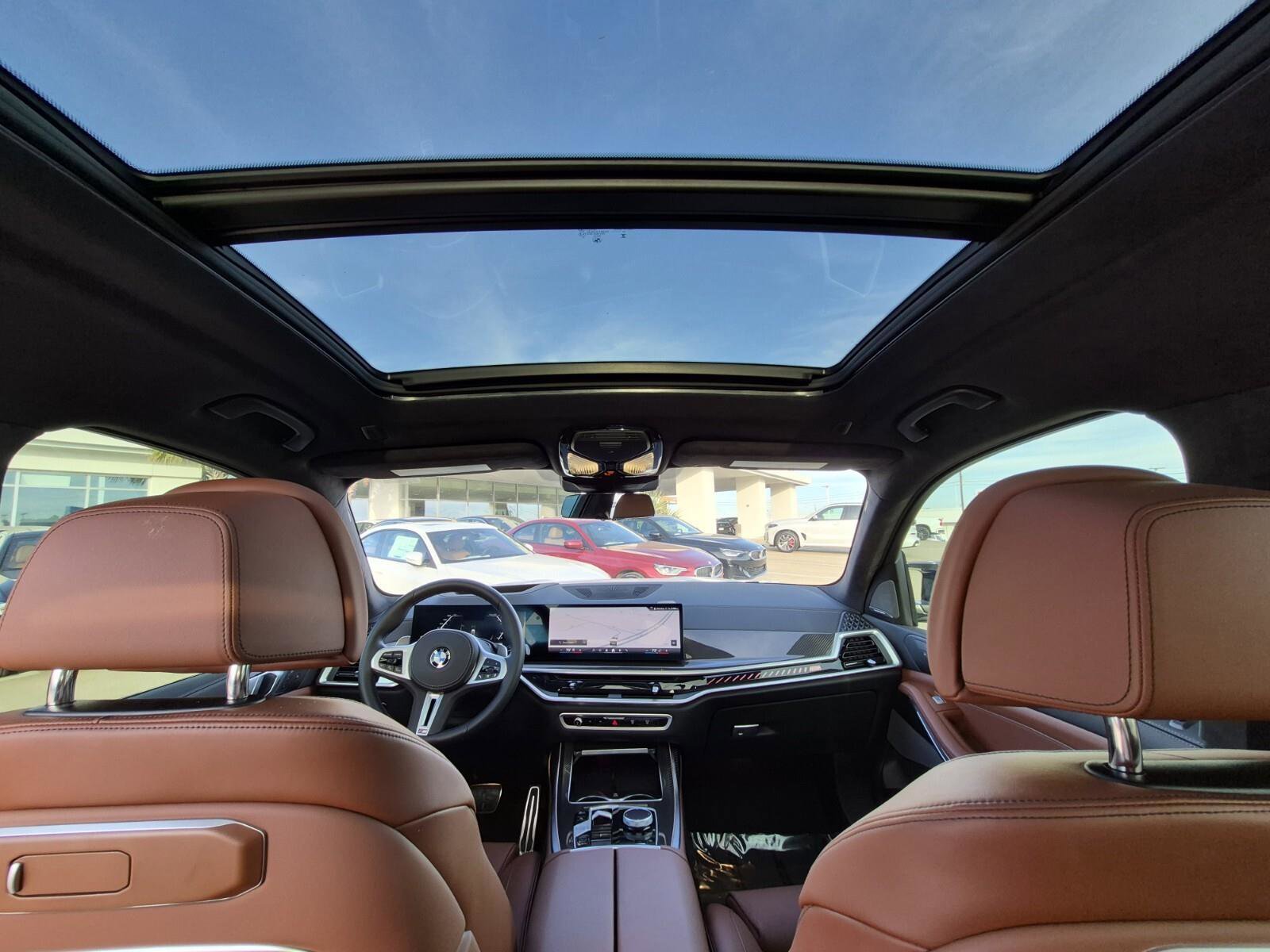 Certified 2025 BMW X7 M60i w/ Climate Comfort Package image 40