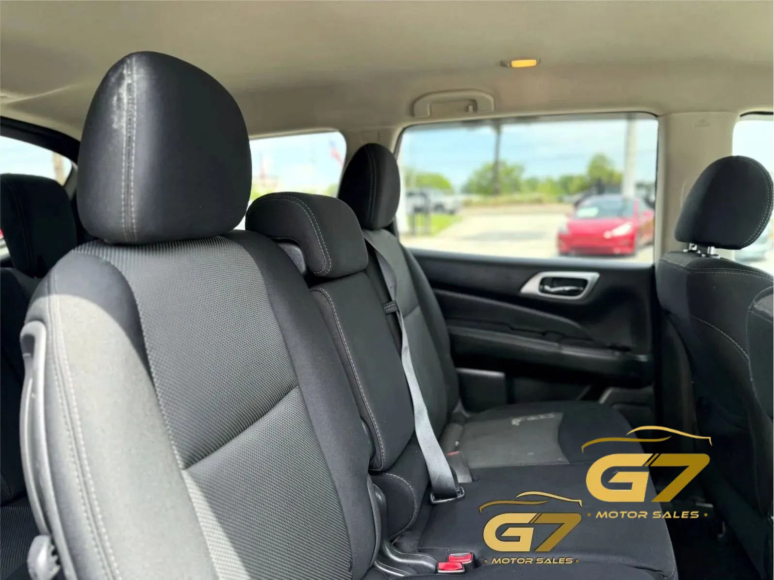 Used 2019 Nissan Pathfinder S FWD image 13