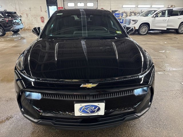 New 2026 Chevrolet Equinox EV LT image 2