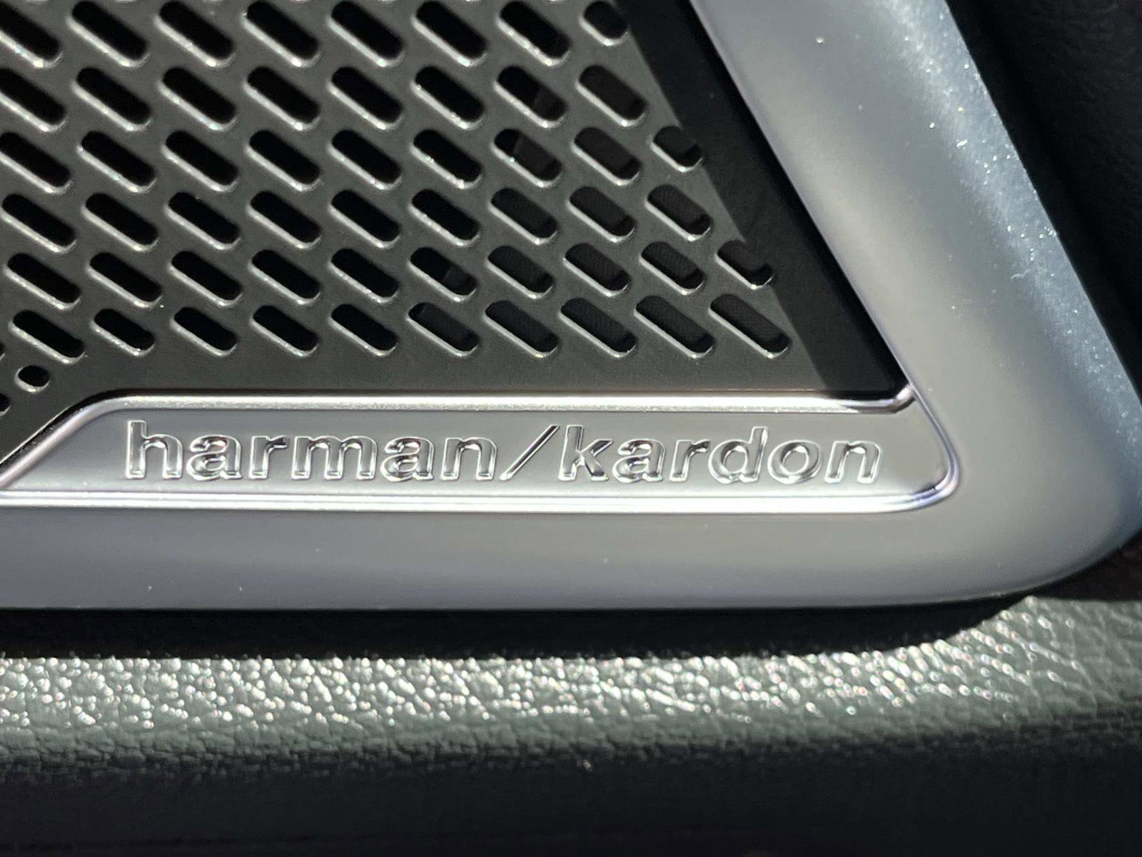 Used 2025 Kia Telluride SX X-Line AWD/4WD image 35