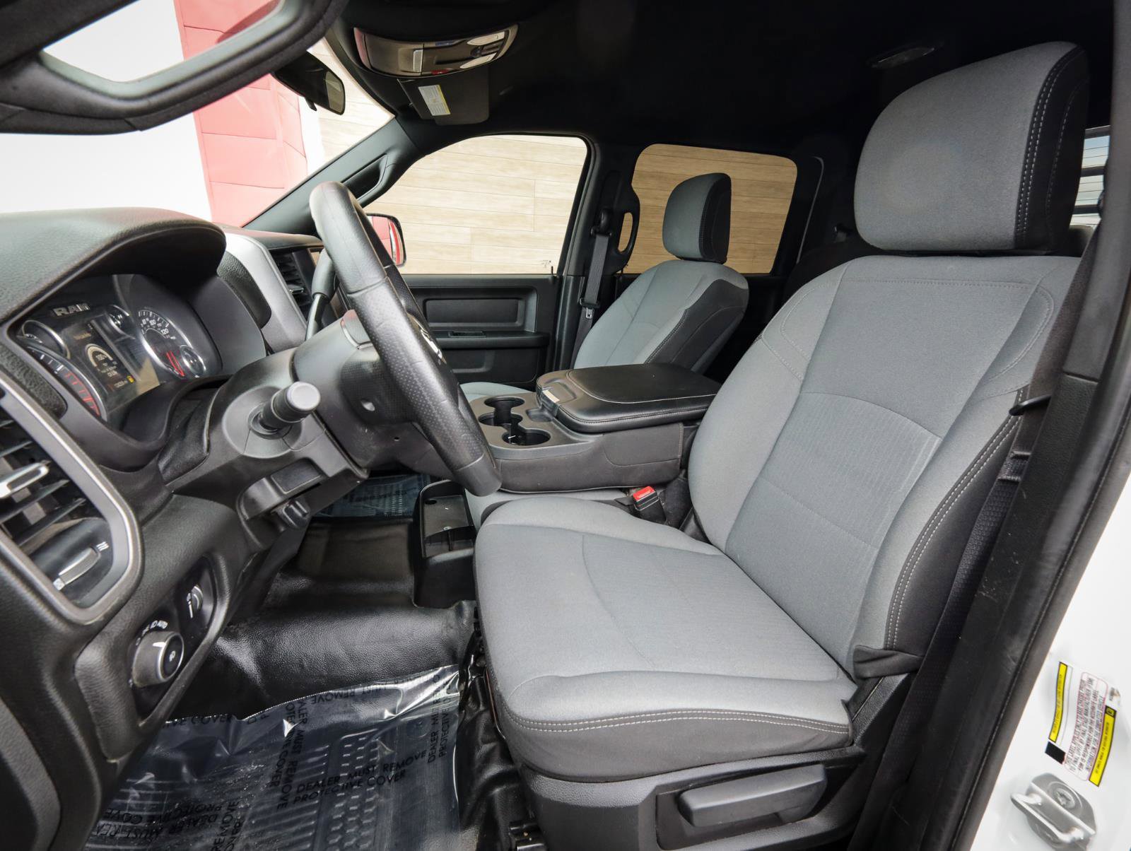 Used 2022 RAM 3500 Tradesman w/ Chrome Appearance Group image 13