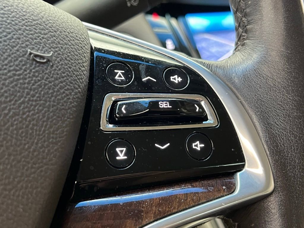 Used 2014 Cadillac XTS Luxury FWD image 17