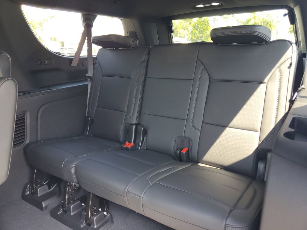 New 2026 GMC Yukon XL Denali w/ Denali Reserve Package AWD/4WD image 8