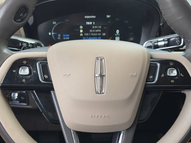 Used 2022 Lincoln Corsair Grand Touring w/ Towing Package image 23