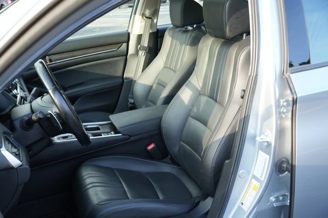 Used 2021 Honda Accord Touring image 21