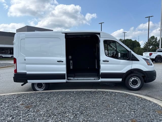 New 2027 Ford Transit 250 148 Medium Roof w/ Load Area Protection Package RWD image 17