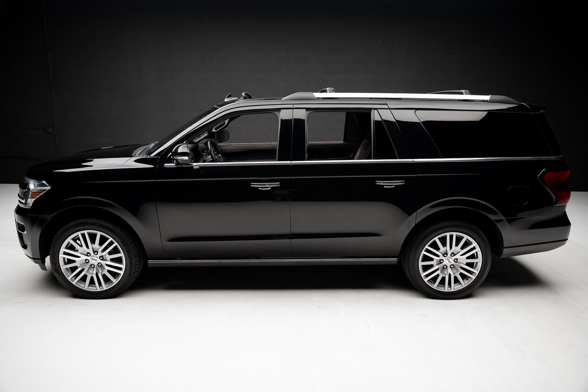 Used 2024 Ford Expedition Max Limited image 15