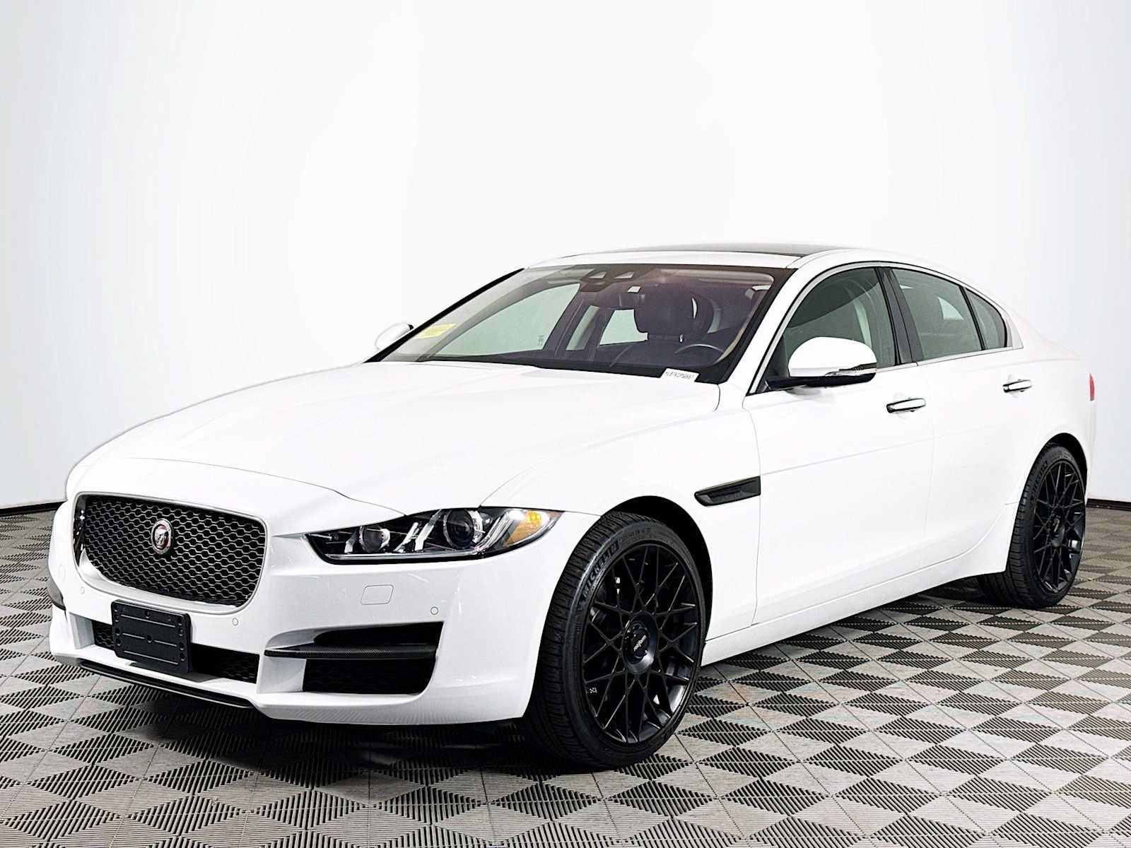 Used 2019 Jaguar XE Premium AWD/4WD image 1