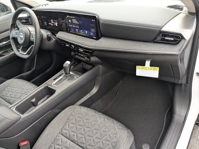 New 2026 Nissan Kicks SV w/ Cold Weather Package FWD image 32