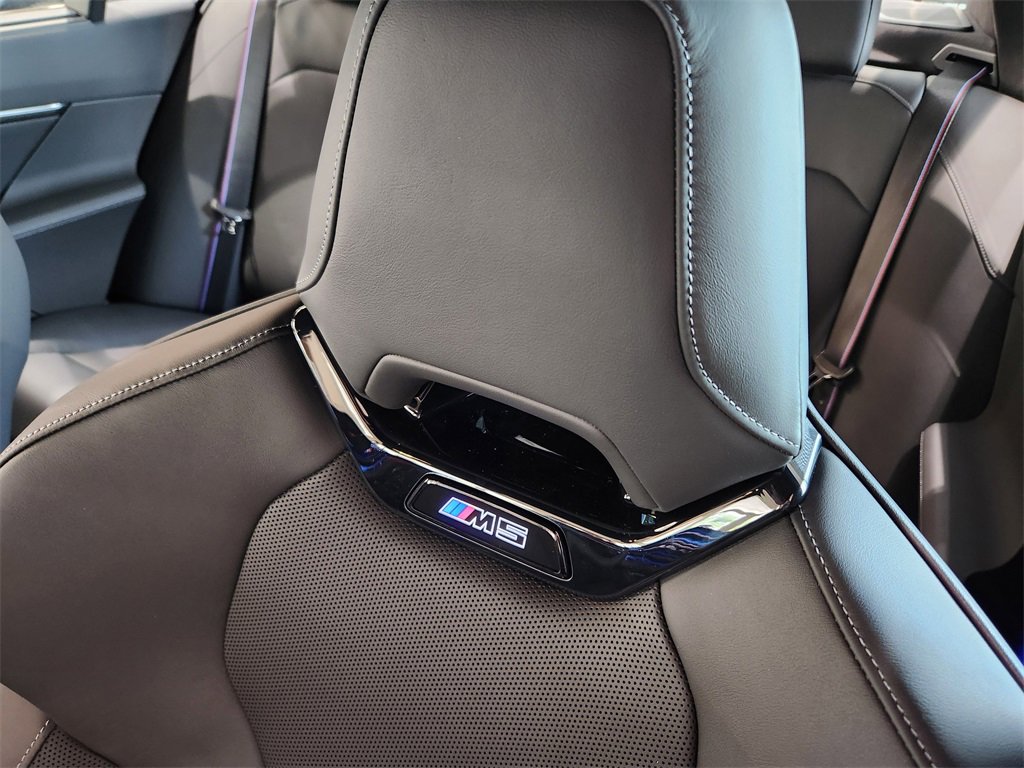 New 2026 BMW M5 w/ Carbon Package image 17
