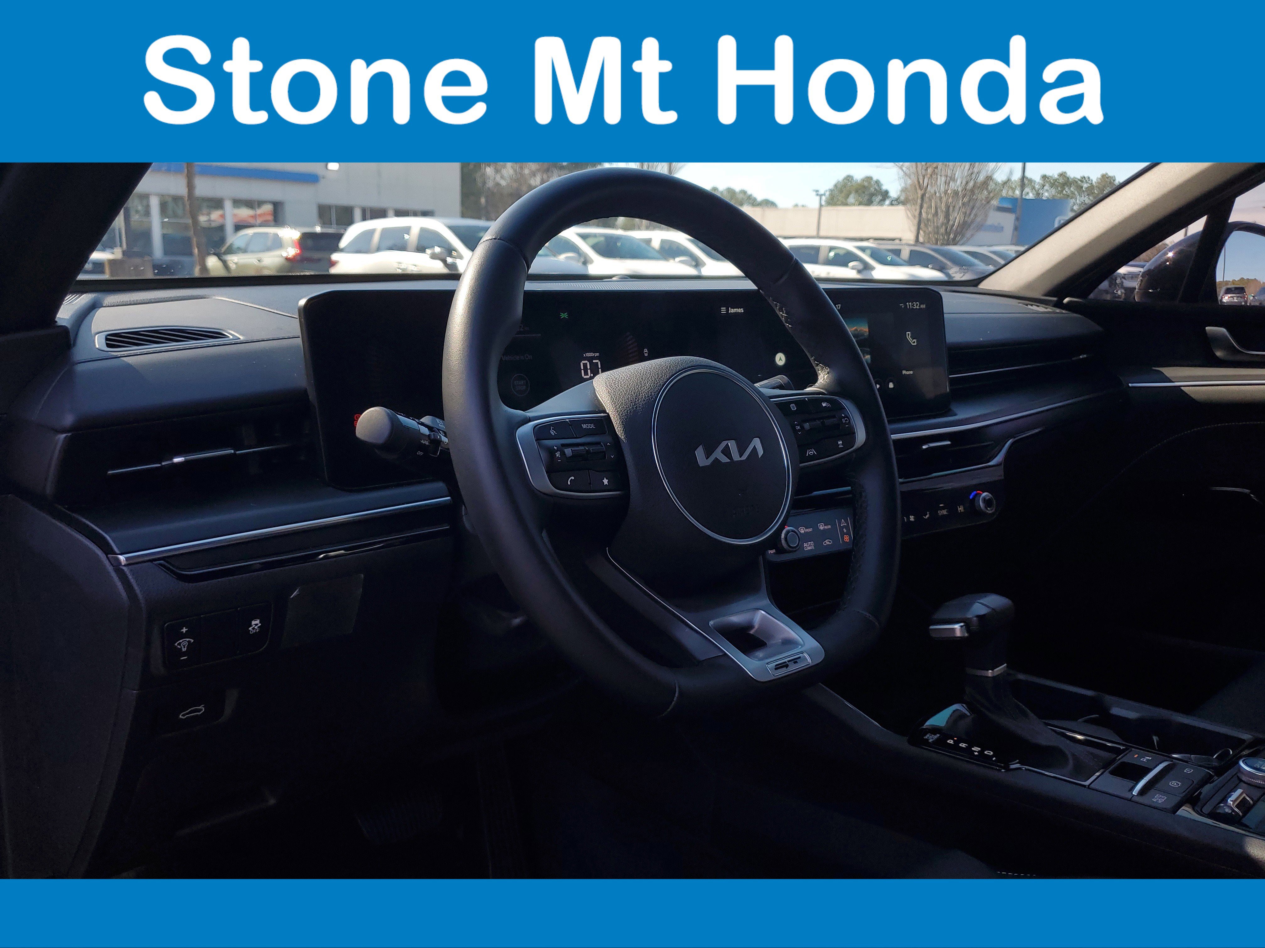 Used 2025 Kia K5 GT image 16