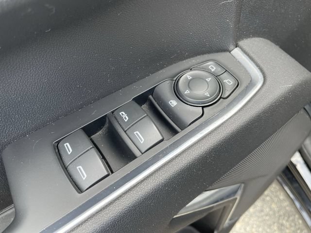 Used 2023 Chevrolet Silverado 1500 LT AWD/4WD image 13
