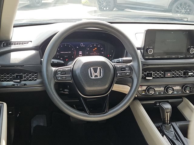 Used 2025 Honda Accord SE image 9