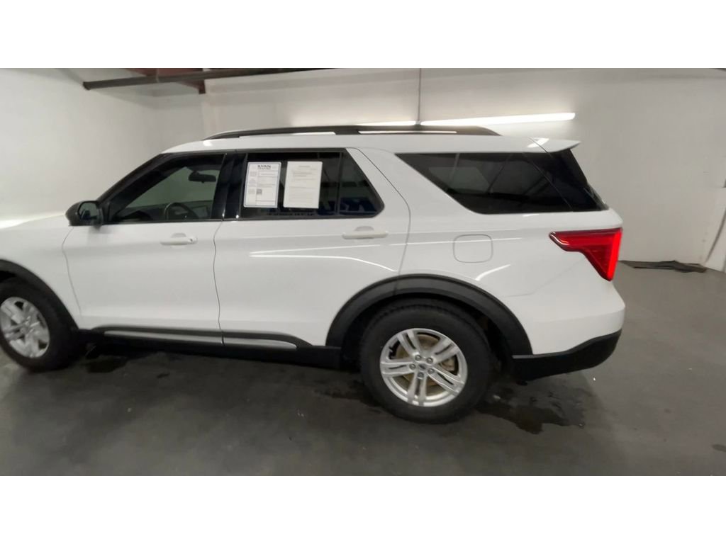 Used 2020 Ford Explorer XLT image 6