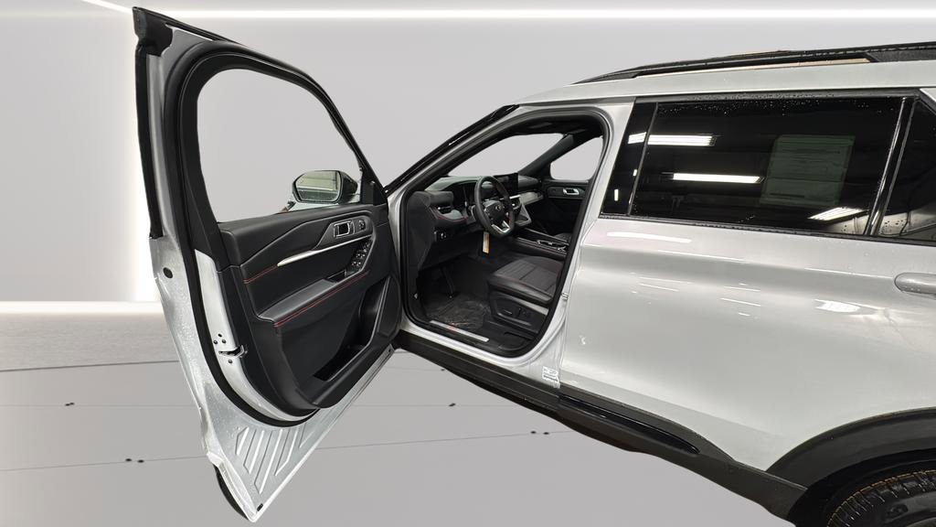 New 2026 Ford Explorer ST-Line w/ ST-Line Street Pack image 13