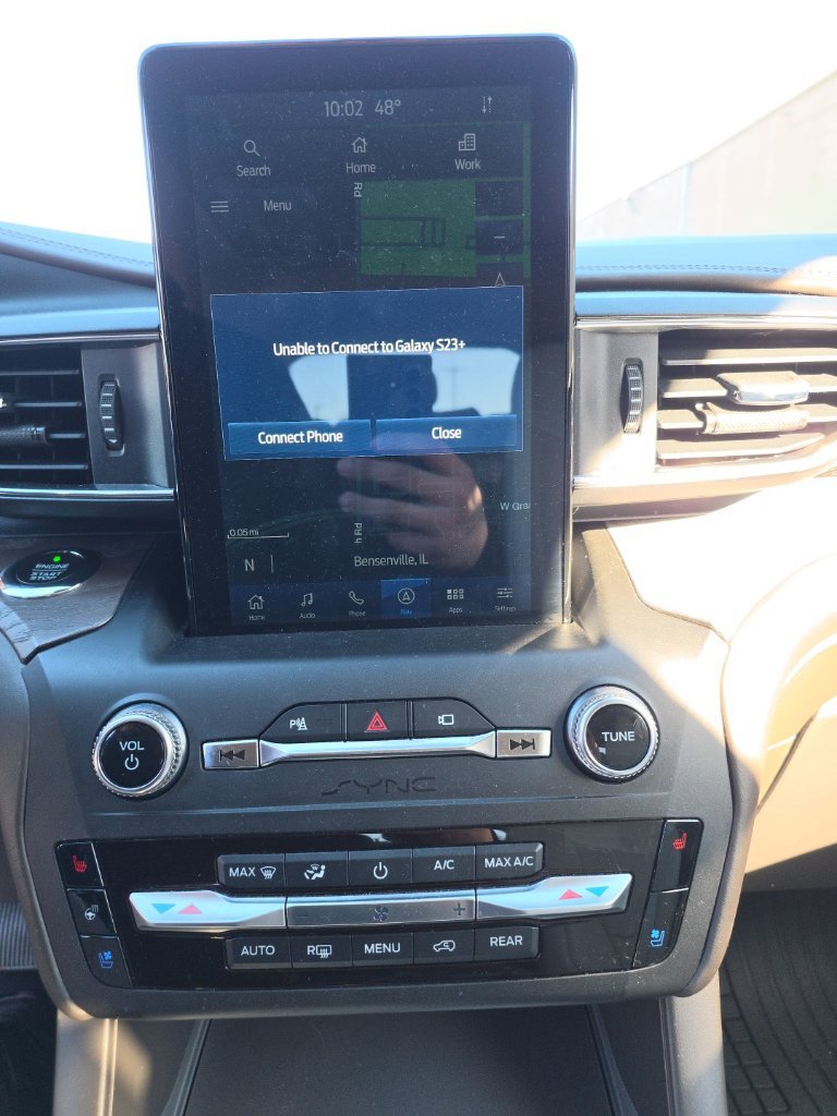 Used 2020 Ford Explorer Platinum w/ Premium Technology Package AWD/4WD image 9