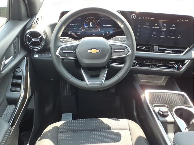 New 2026 Chevrolet Equinox LT w/ Safety and Technology Package AWD/4WD image 4