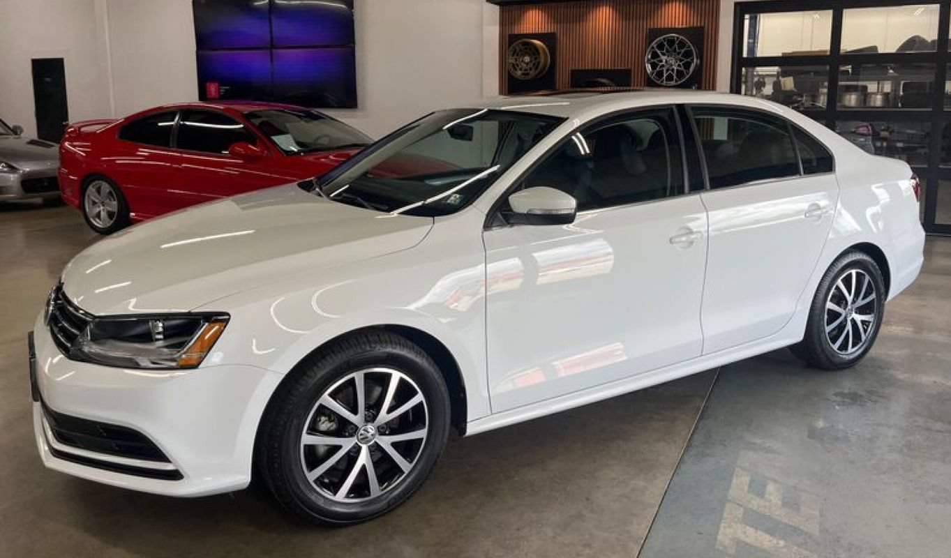 Used 2017 Volkswagen Jetta SE