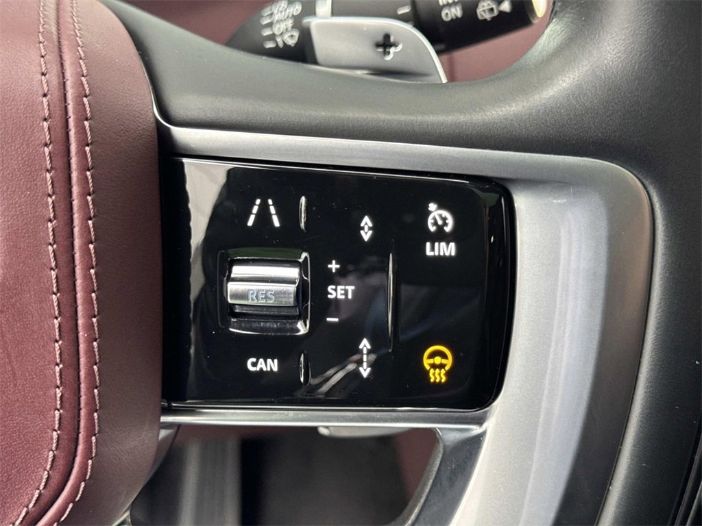 Used 2023 Land Rover Range Rover Autobiography image 28