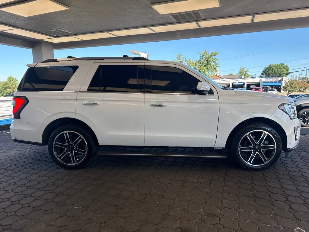 Used 2020 Ford Expedition Limited w/ Special Edition Package AWD/4WD image 5