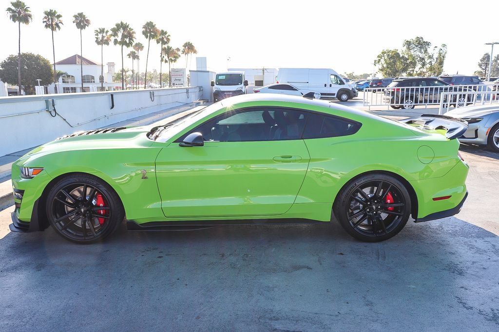 Used 2020 Ford Mustang Shelby GT500 w/ Technology Package RWD image 14
