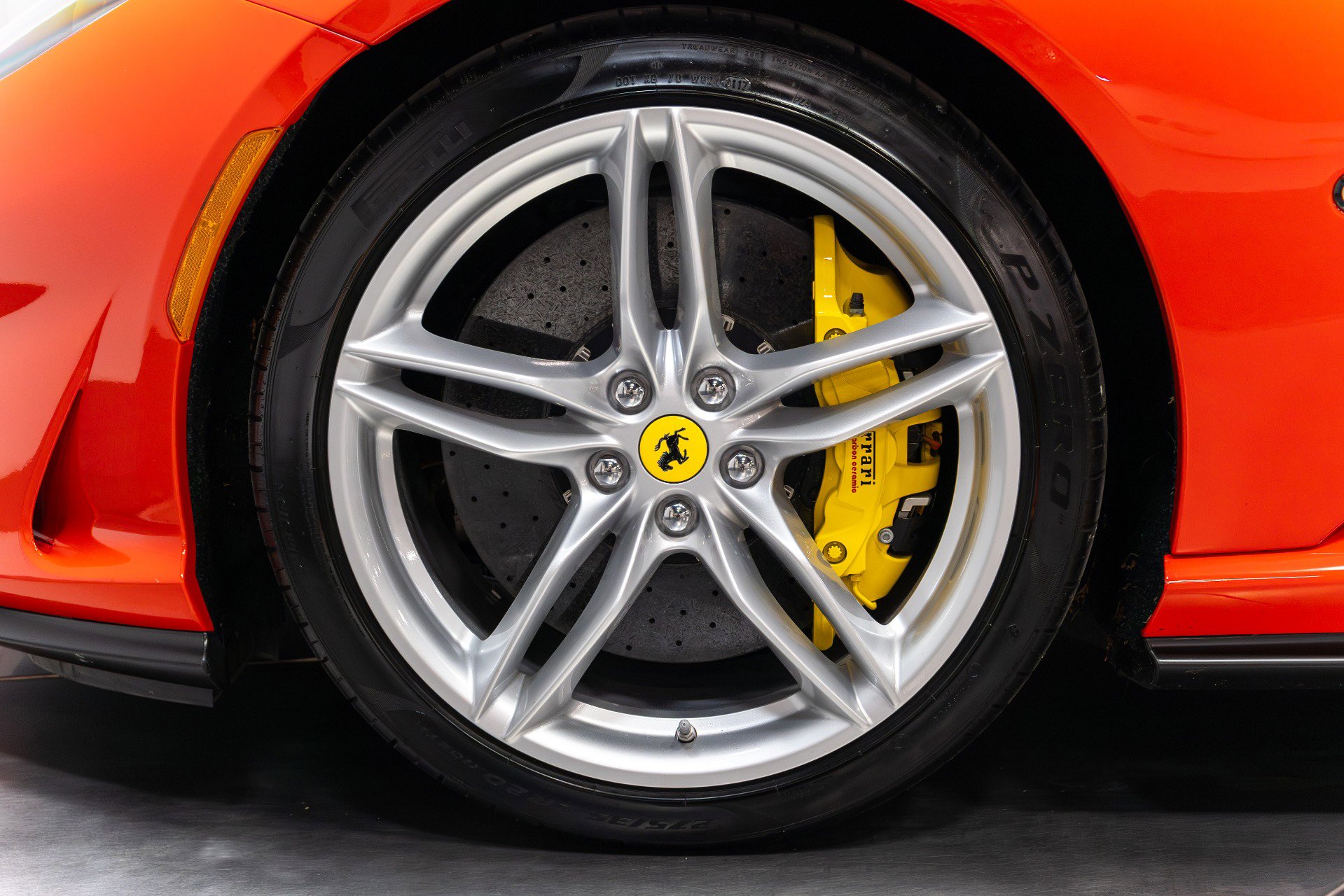 Used 2018 Ferrari 812 Superfast image 41