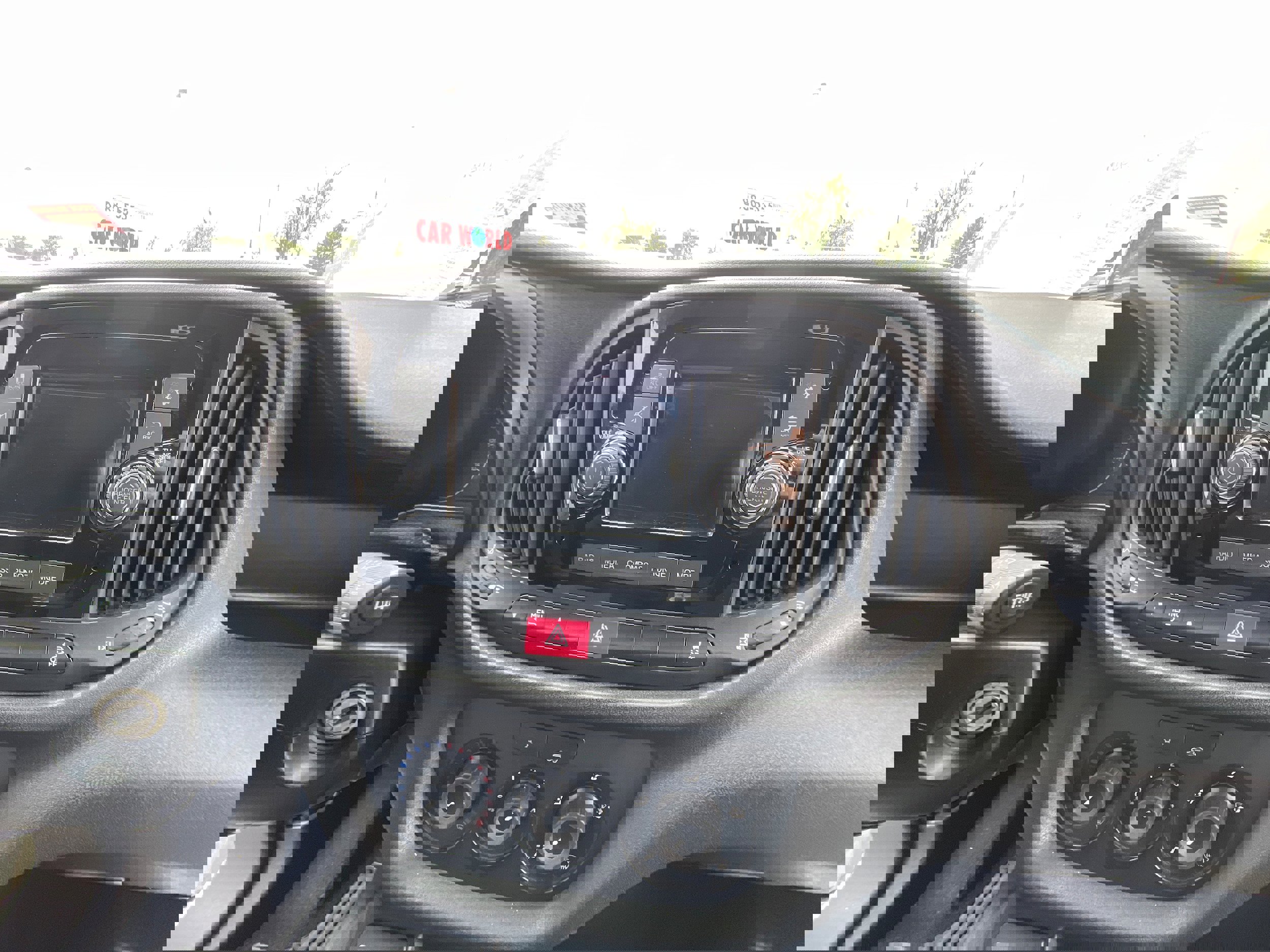 Used 2020 RAM ProMaster City Tradesman image 18