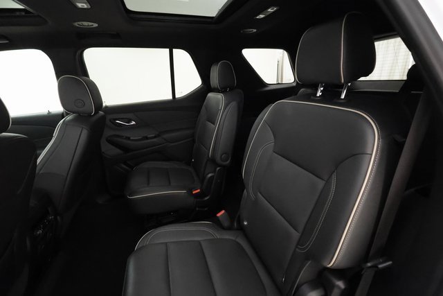 Used 2022 Chevrolet Traverse Premier image 21