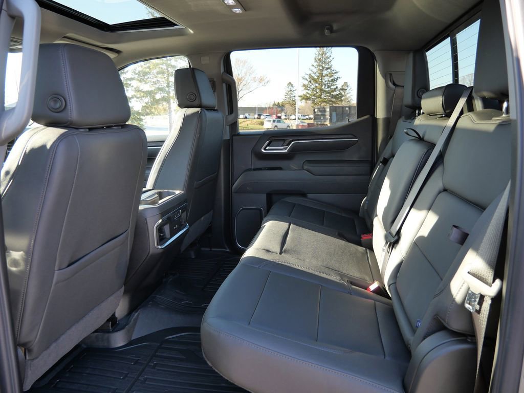 New 2026 GMC Sierra 1500 SLT w/ SLT Premium Plus Package image 5
