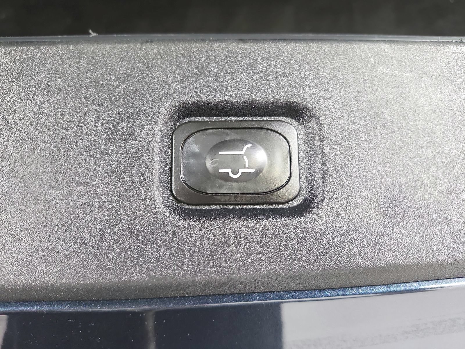 Used 2025 Ford Expedition Platinum w/ Driver's Package AWD/4WD image 58