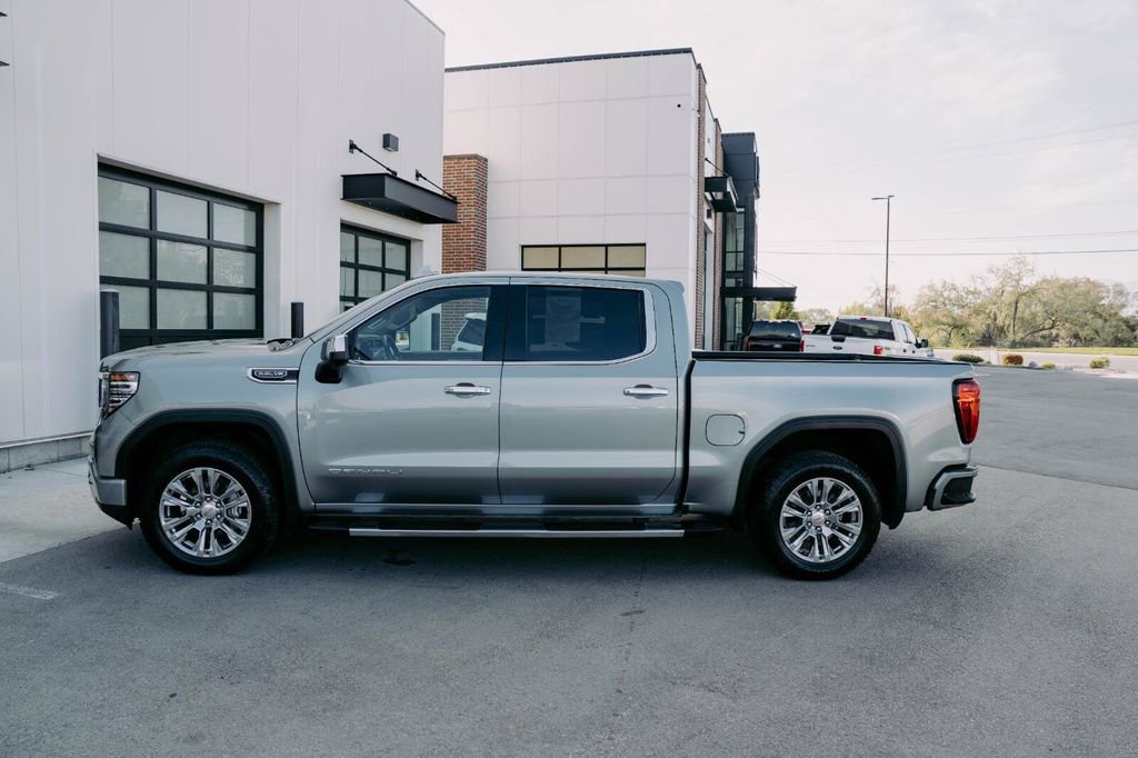 Used 2023 GMC Sierra 1500 Denali image 6