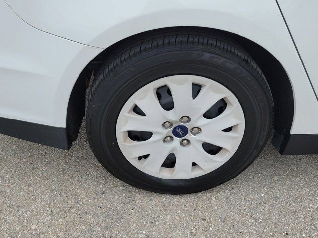 Used 2014 Ford Fusion S FWD image 9