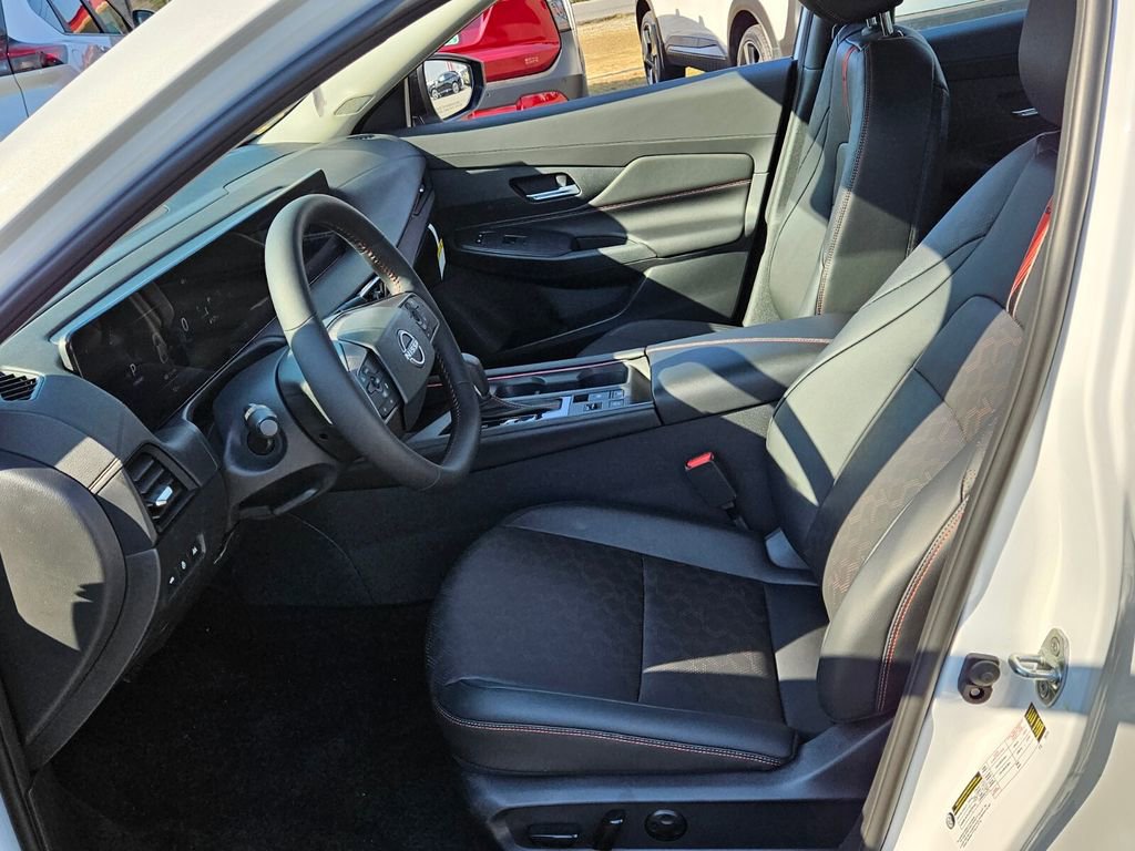 New 2026 Nissan Sentra SR w/ SR Premium Package image 3