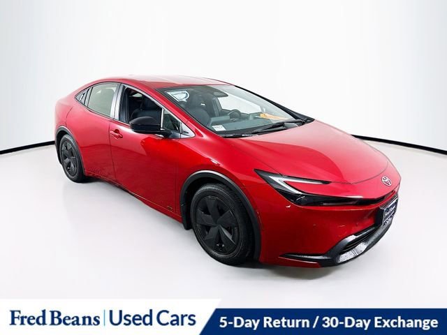 Used 2023 Toyota Prius LE image 30