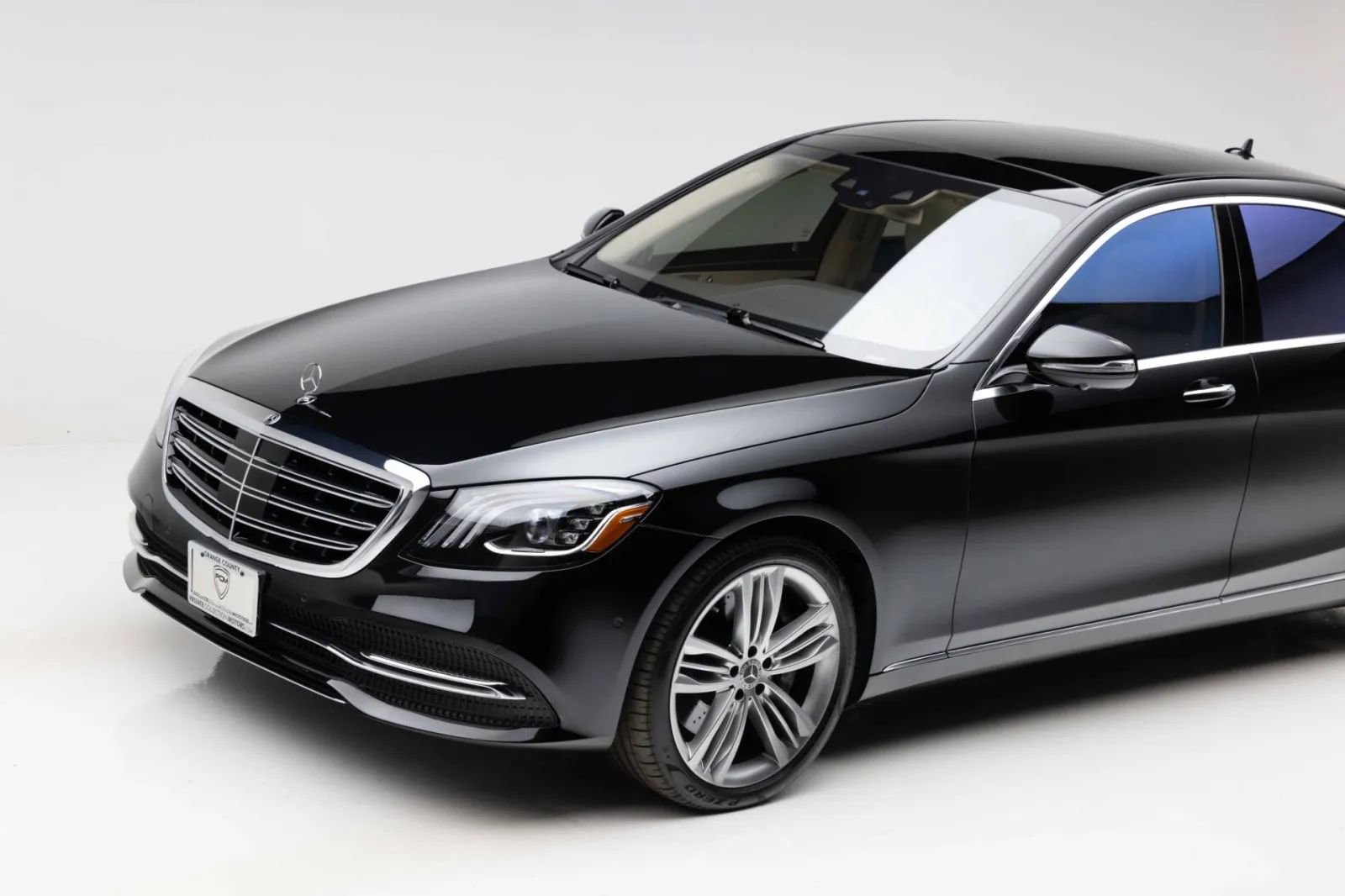 Used 2019 Mercedes-Benz S 560 Sedan image 25