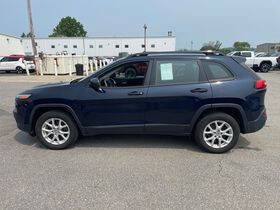 Used 2015 Jeep Cherokee Sport w/ Cold Weather Group image 8
