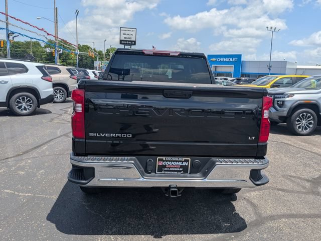 Used 2024 Chevrolet Silverado 1500 LT AWD/4WD image 6