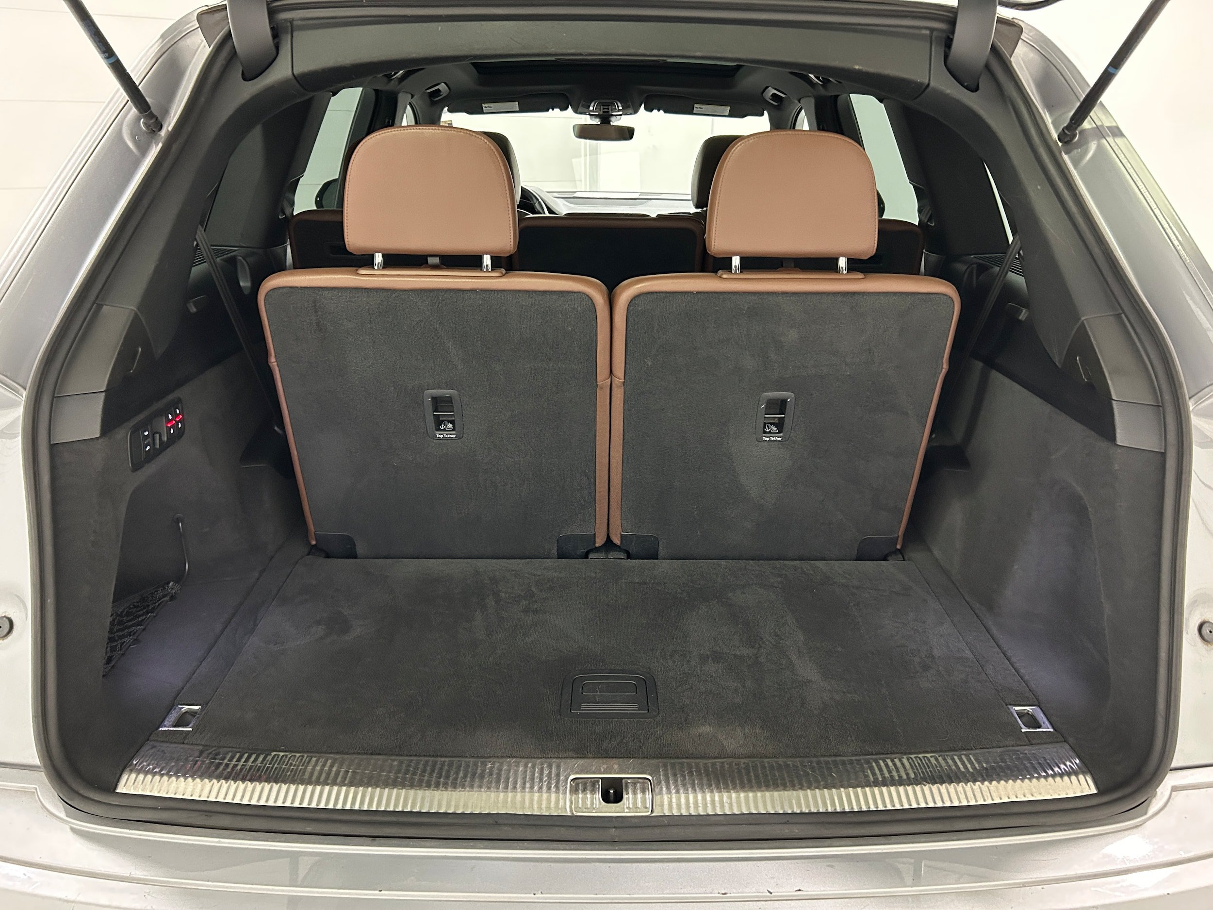 Used 2018 Audi Q7 3.0T Prestige AWD/4WD image 35