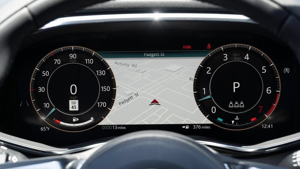 Used 2025 Jaguar F-PACE R-Dynamic S AWD/4WD image 14