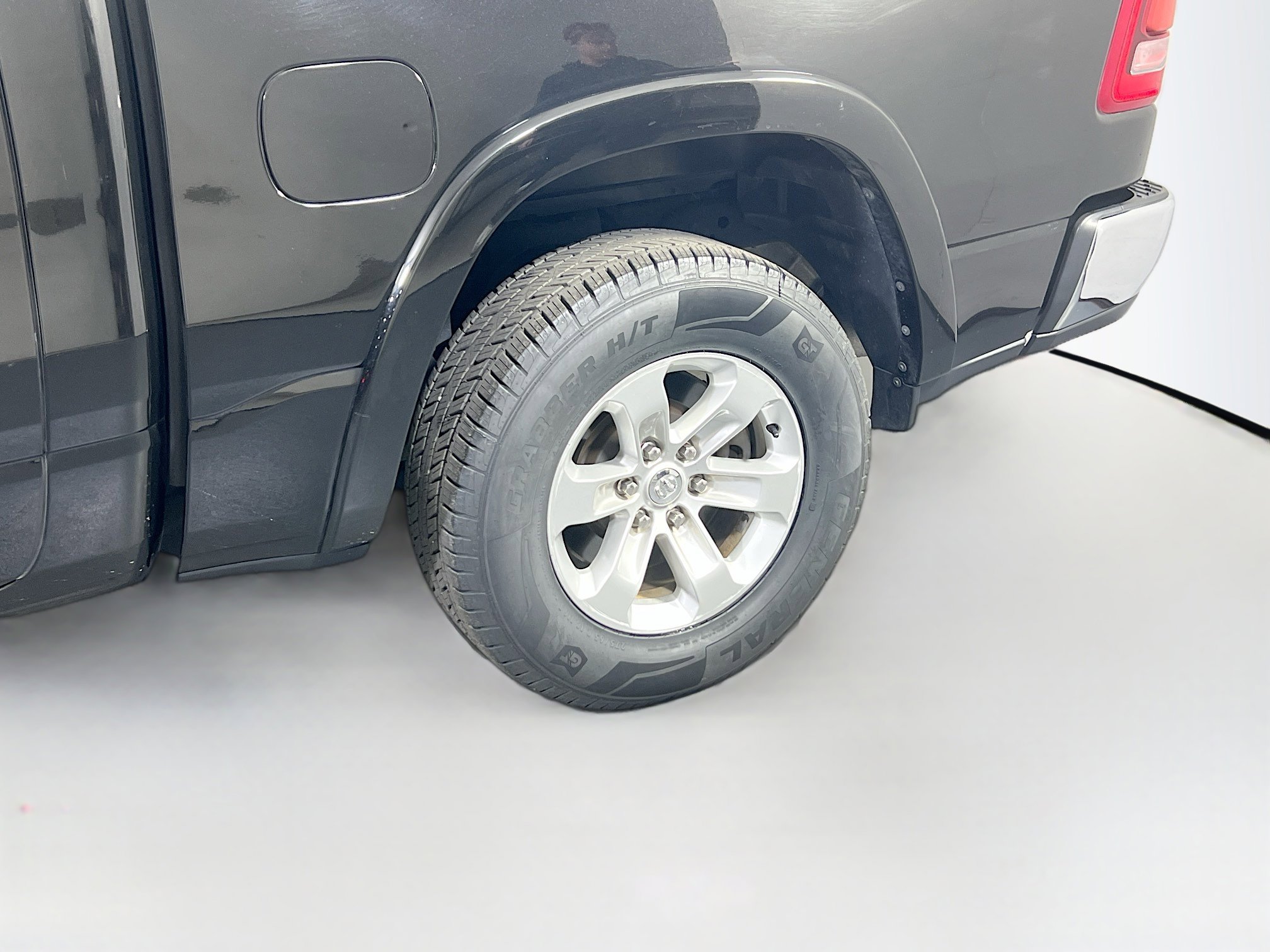 Used 2022 RAM 1500 Laramie image 28