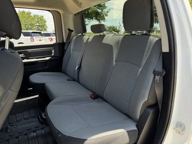 Used 2022 RAM 1500 Classic SLT w/ Electronics Group AWD/4WD image 26