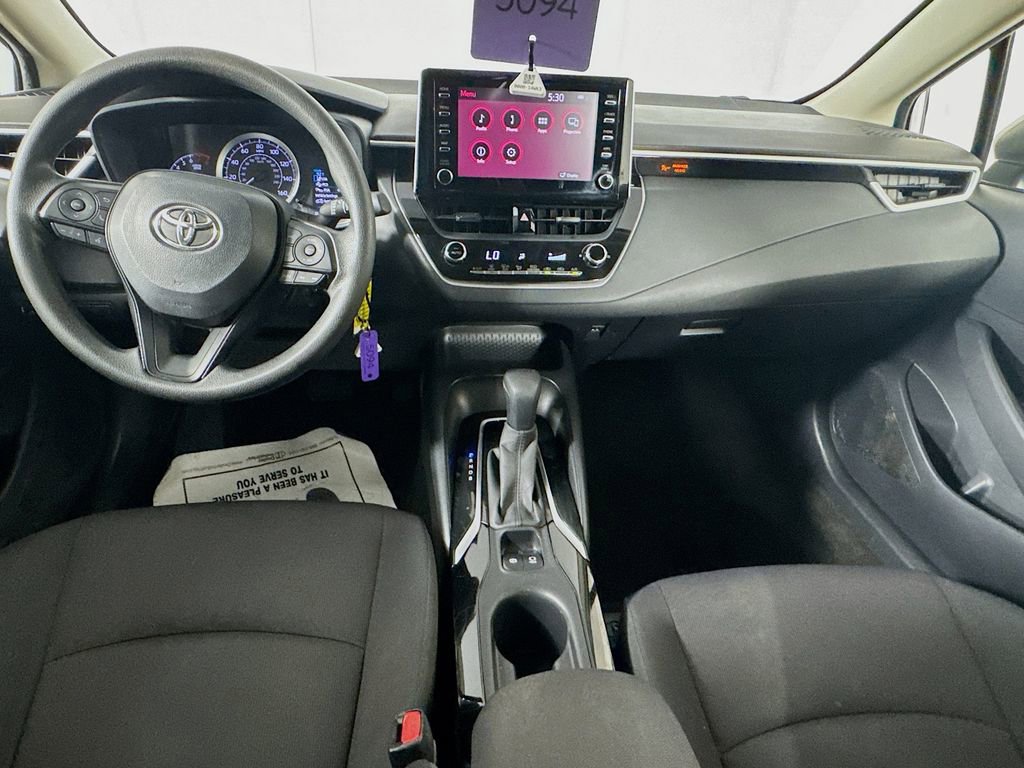Used 2020 Toyota Corolla LE FWD image 24