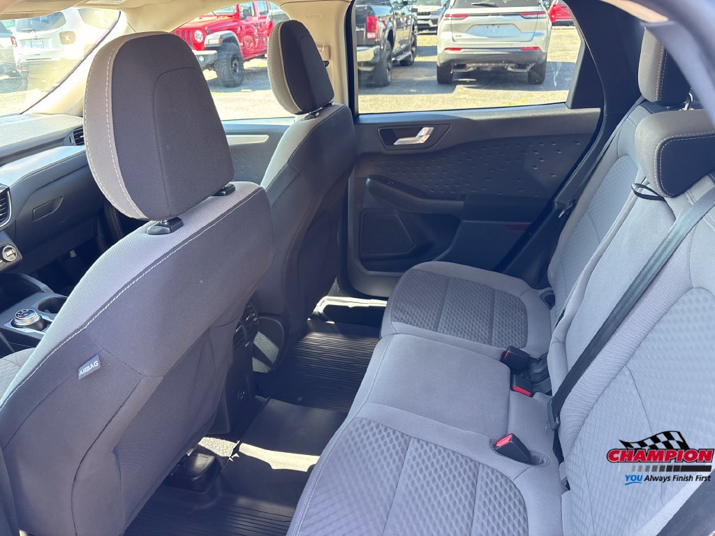 Used 2020 Ford Escape SE FWD image 21