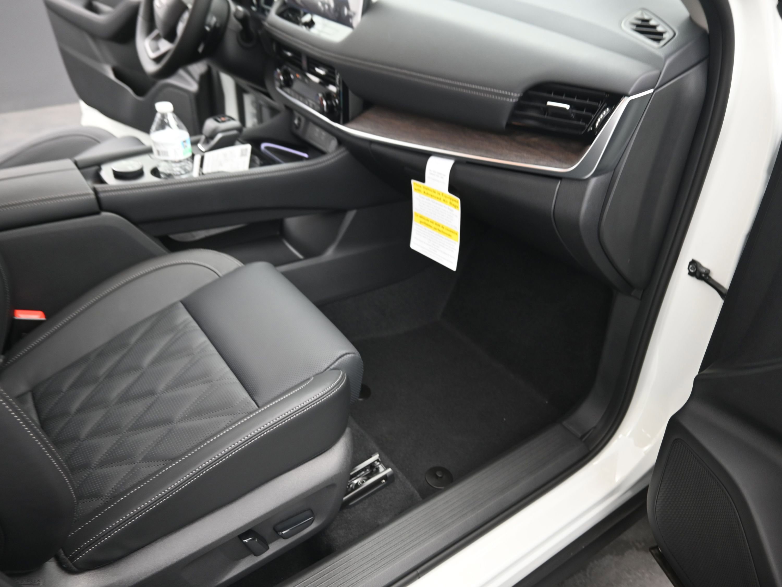 New 2026 Nissan Rogue Platinum w/ Platinum Premium Package image 18