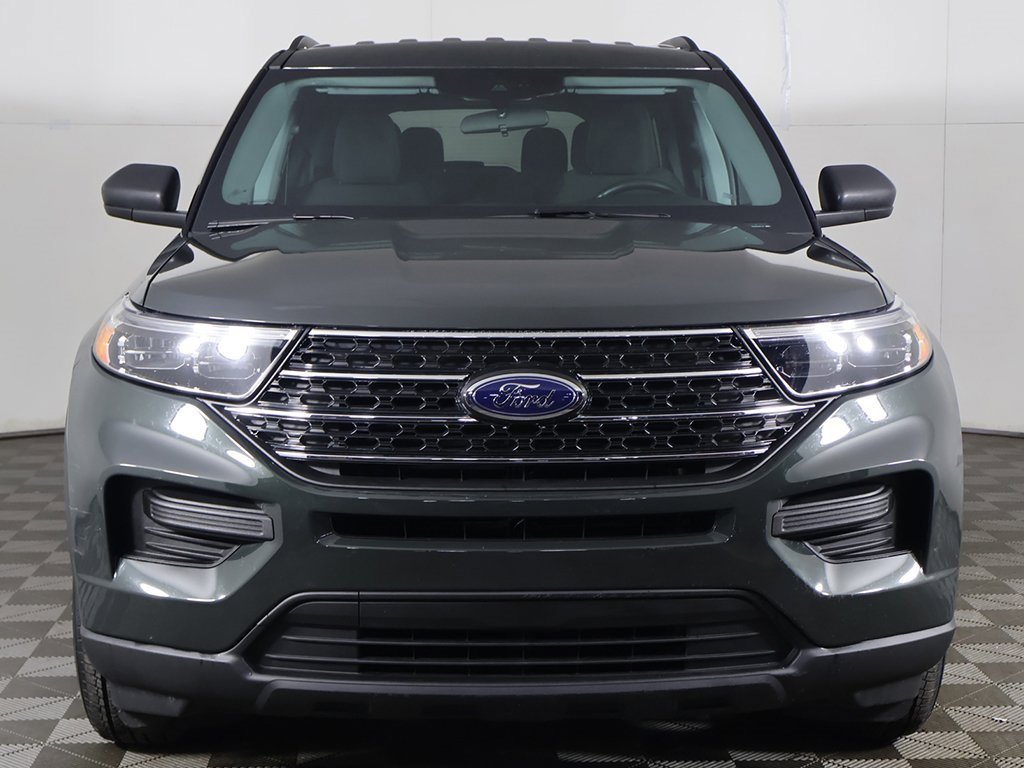 Used 2023 Ford Explorer XLT image 9