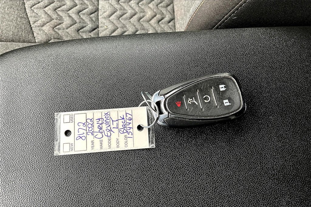 Used 2022 Chevrolet Equinox LT image 34