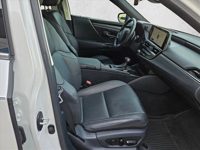 Used 2023 Lexus ES 250 w/ Premium Package AWD/4WD image 18