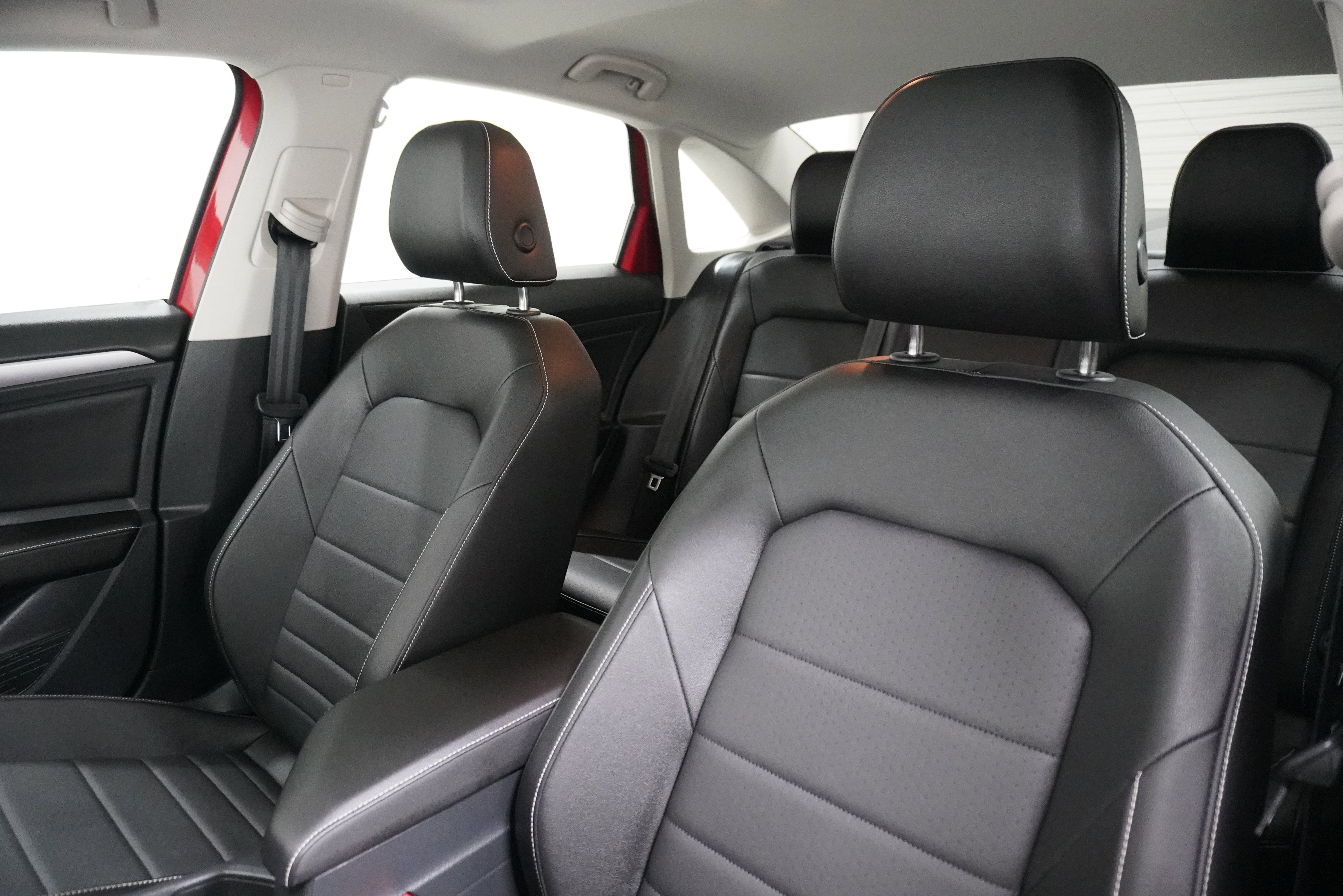 Used 2024 Volkswagen Jetta SE image 10