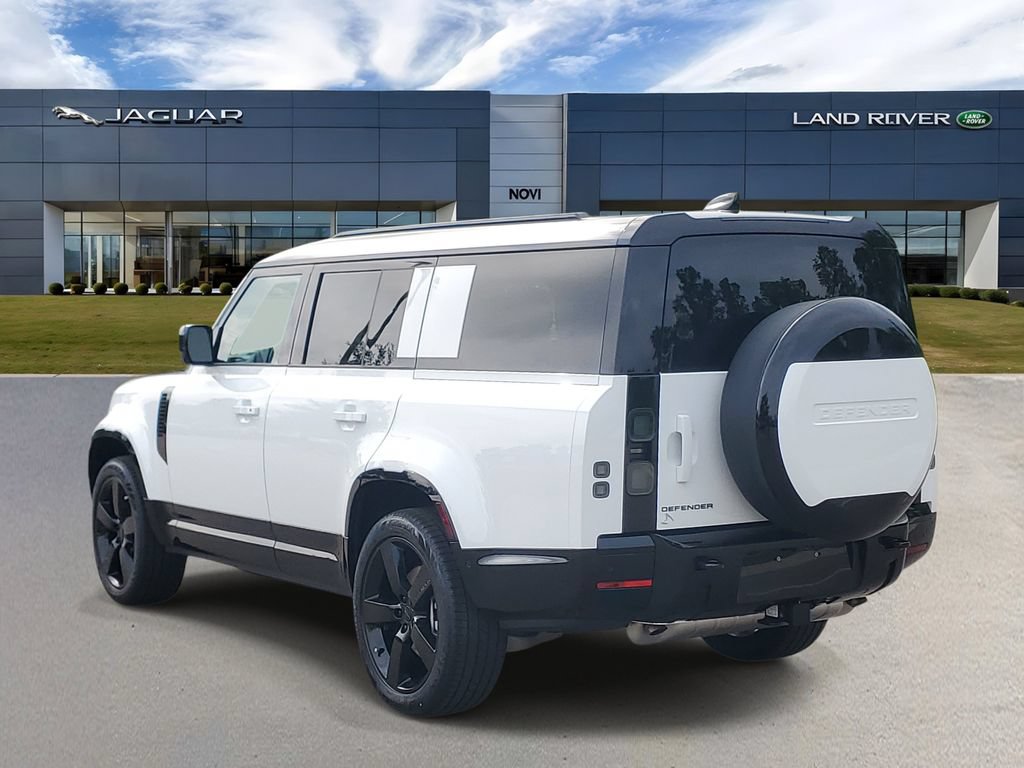 New 2026 Land Rover Defender 130 X-Dynamic SE AWD/4WD image 4
