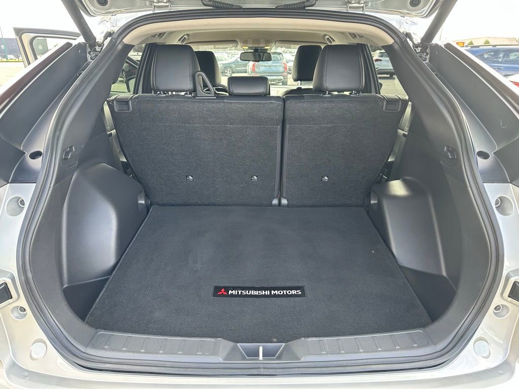 Used 2025 Mitsubishi Eclipse Cross SE image 28